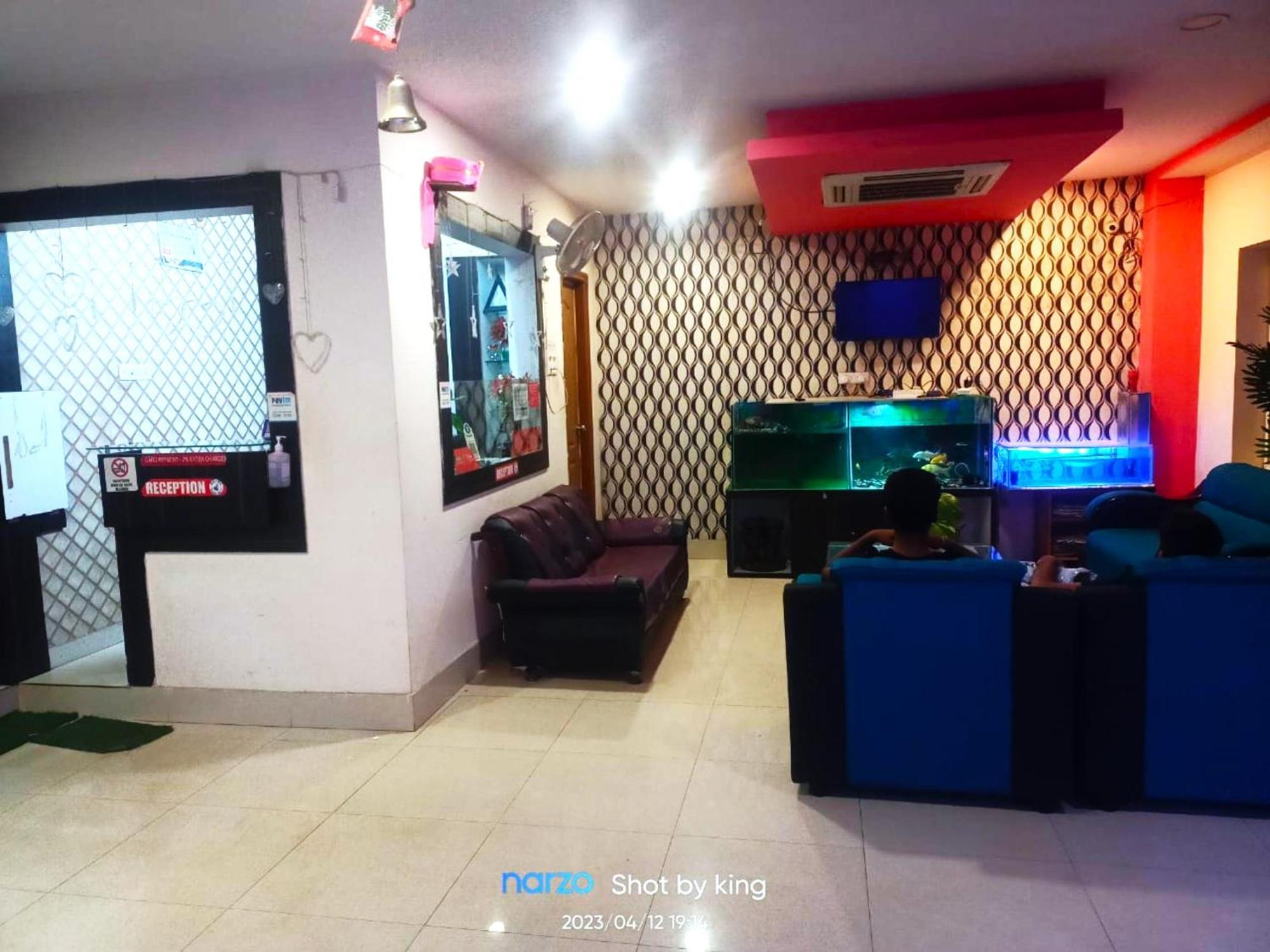 Goroomgo Blue Bell Bhubaneswar - Well Decorated Room -Wifi And Parking Facilities Available Bagian luar foto